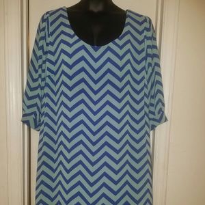 Chevron-chiffon-plus-sized-dress-3X